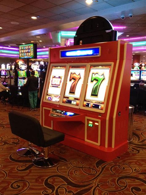 big red slot machine